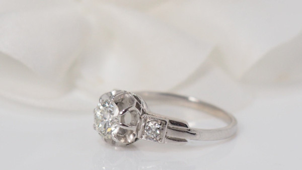 Anello Solitario In Platino E Diamanti