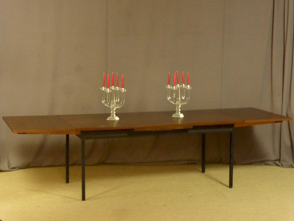 Grande Table à Deux Allonges Années 1970