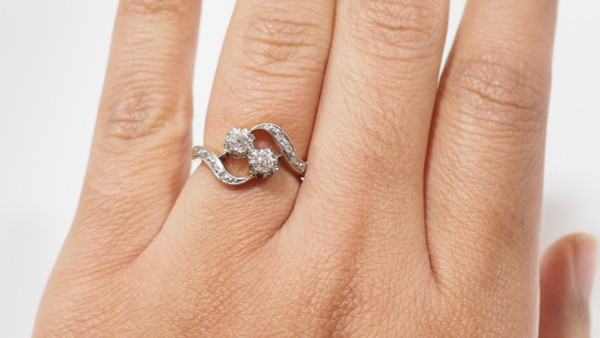 Anello Croce In Oro Bicolore E Diamanti