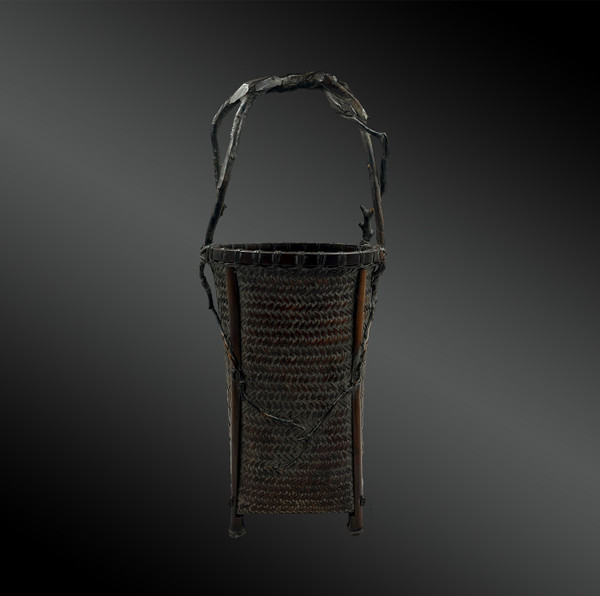 BASKET for IKEBANA called Hanakago Shichiku - Japan - Late Meiji era (1868-1912)