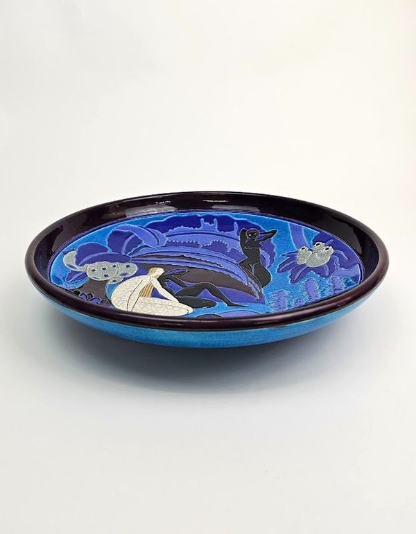 Longwy Art Deco Wandbecher „Die Badegäste“