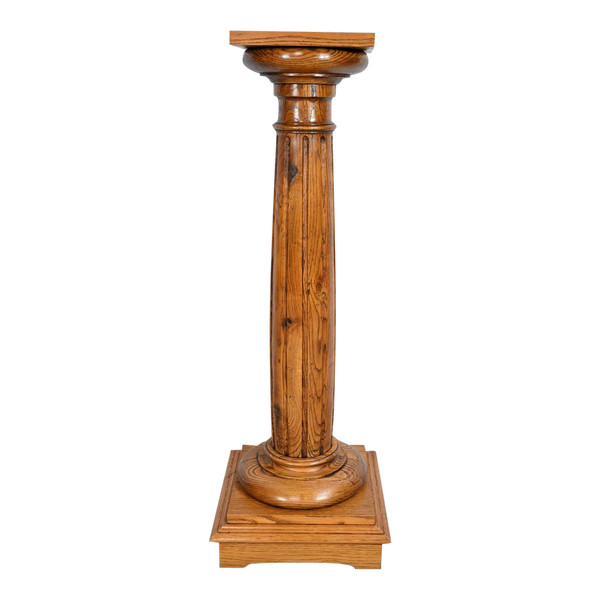 Important Column in Solid Oak – 1900