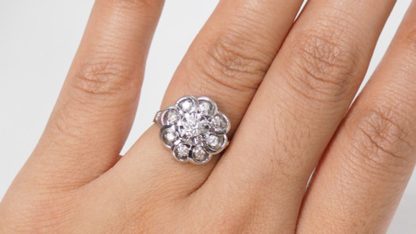 Anello Entourage In Oro Bianco E Diamanti