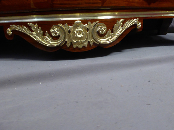Commode En Marqueterie Style Régence