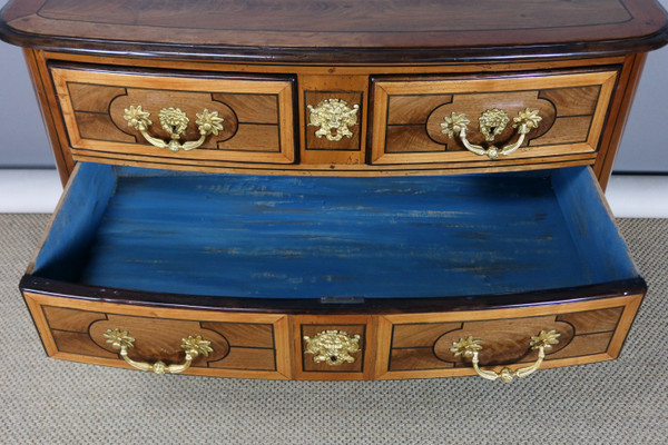 Commode De Style Louis XIV Du XXème Siècle