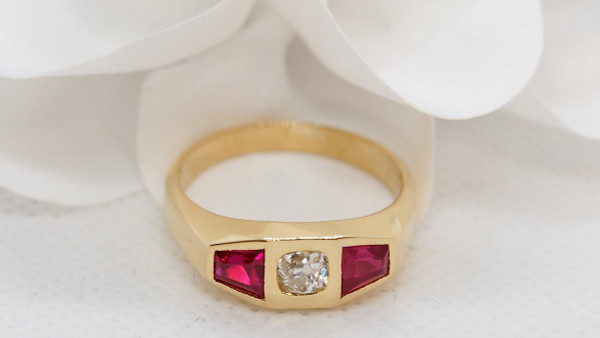 Bague En Or Jaune, Diamant Et Rubis