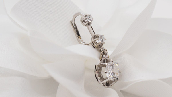 White Gold And Zirconium Dormeuse Earrings