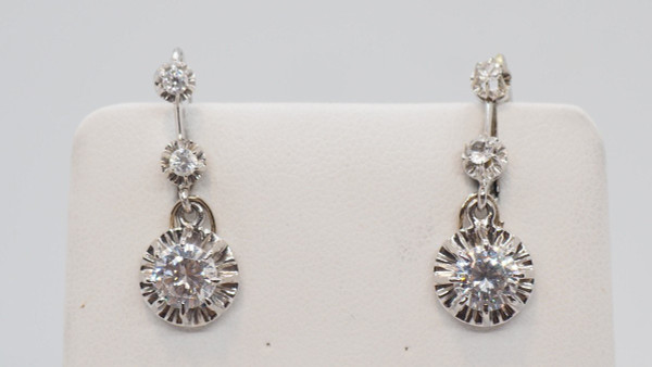White Gold And Zirconium Dormeuse Earrings