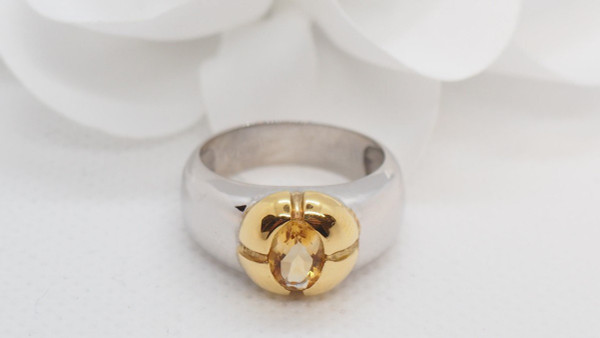 Anello bicolore in oro e citrino