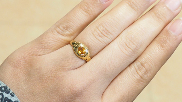 Bague En Or Jaune Et Citrine Ovale