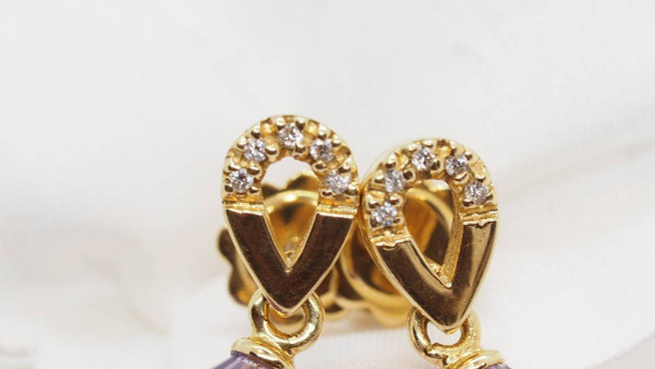 Boucles d'Oreilles En Or Jaune, Améthystes Briolettes Et Diamants
