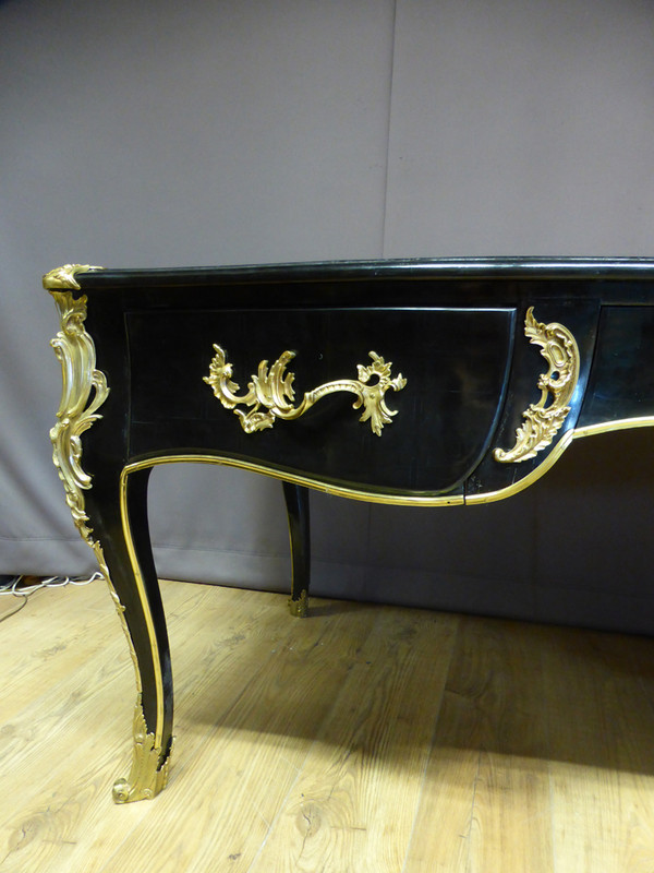 Grand Bureau Style Louis XV