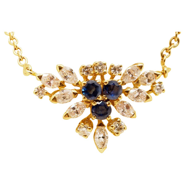 Yellow Gold Necklace Set With Diamonds And Sapphires