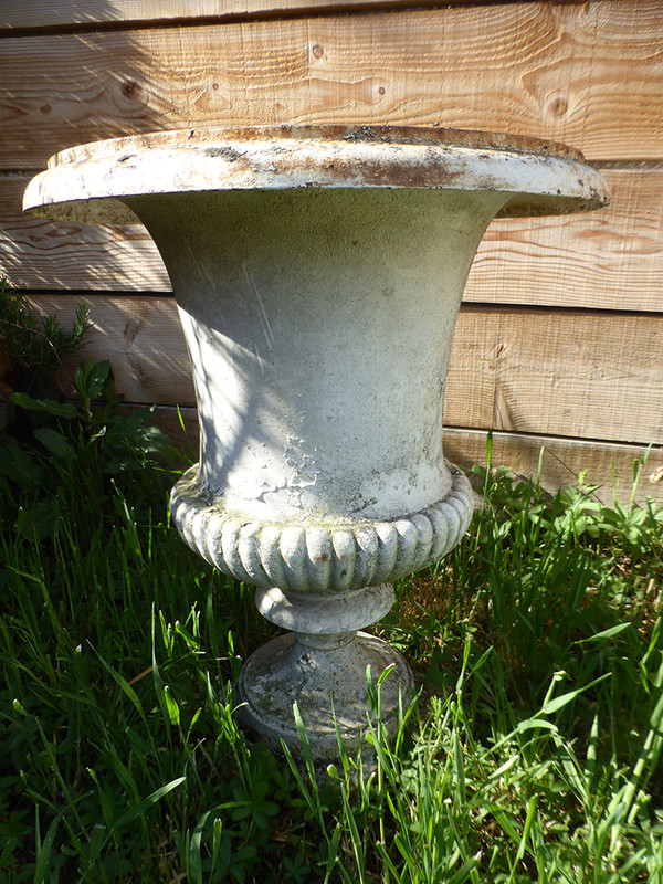 Pair Of Medici Vases In Cast Iron XIX