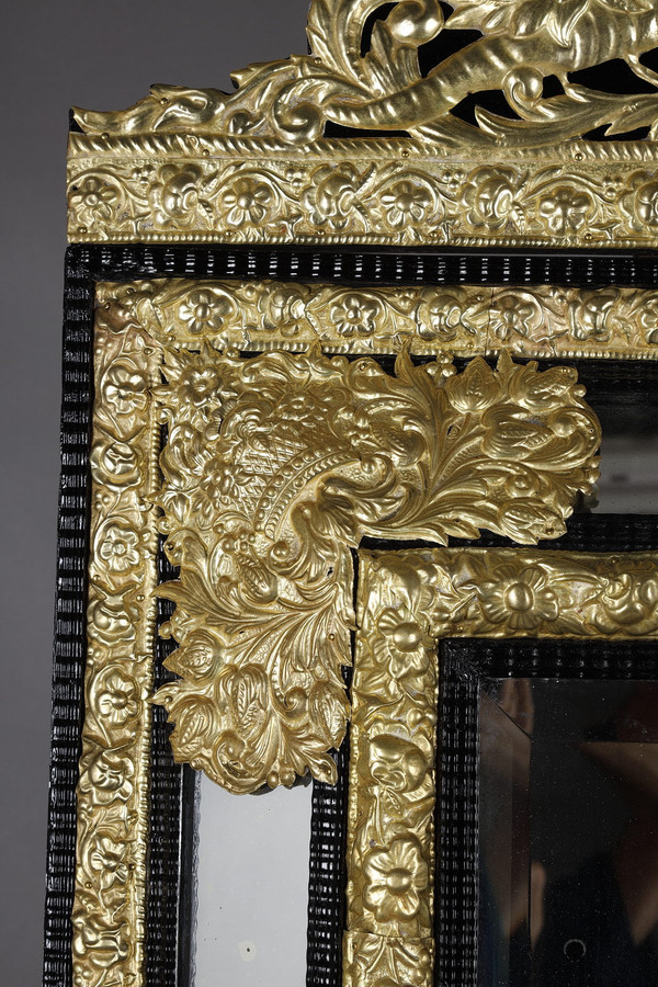 Improtant miroir à parecloses de style Louis XIV