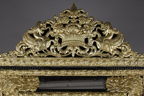 Improtant miroir à parecloses de style Louis XIV