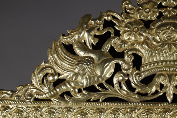 Improtant miroir à parecloses de style Louis XIV