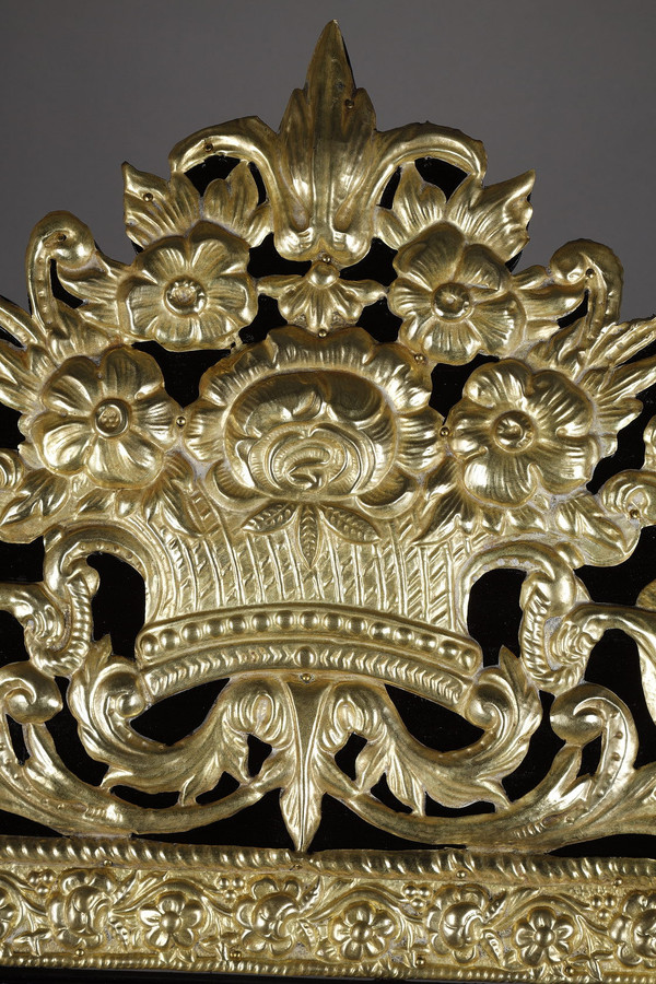 Improtant miroir à parecloses de style Louis XIV