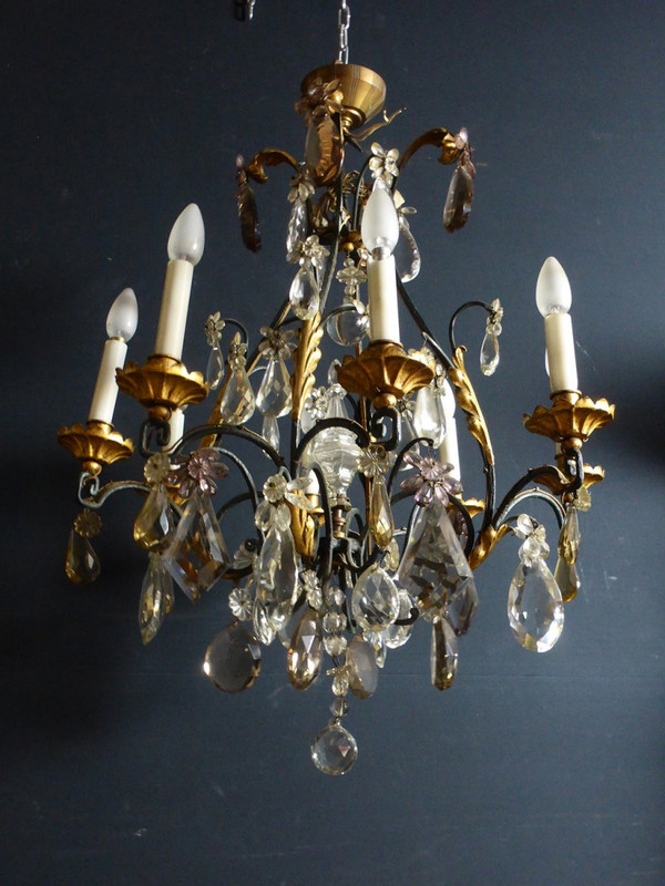 Lampadario a gabbia in ferro battuto e dorato