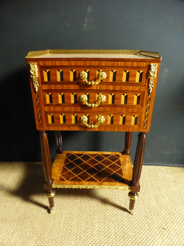 Table de salon En Marqueterie XIXe siècle