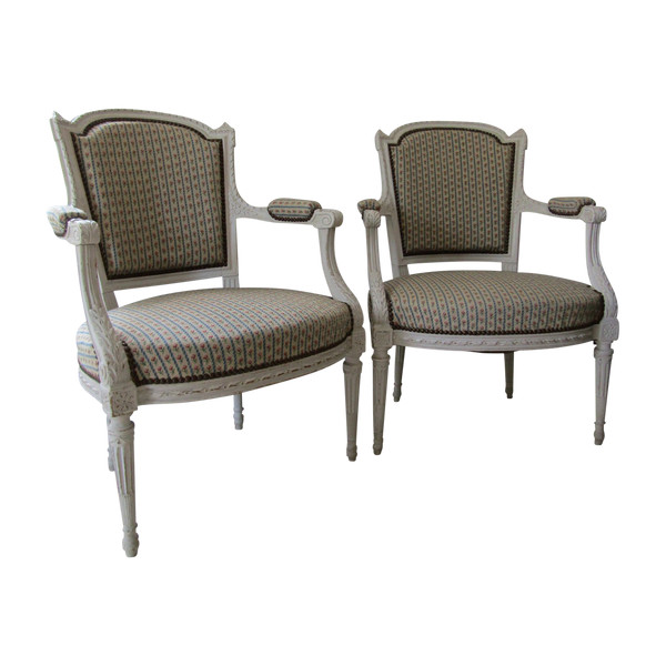 Paire de fauteuils Louis XVI