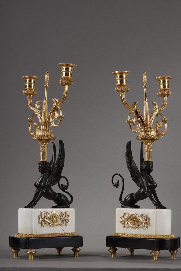 Pair of bronze and marble candelabras called "Aux Sphinges", Directoire period