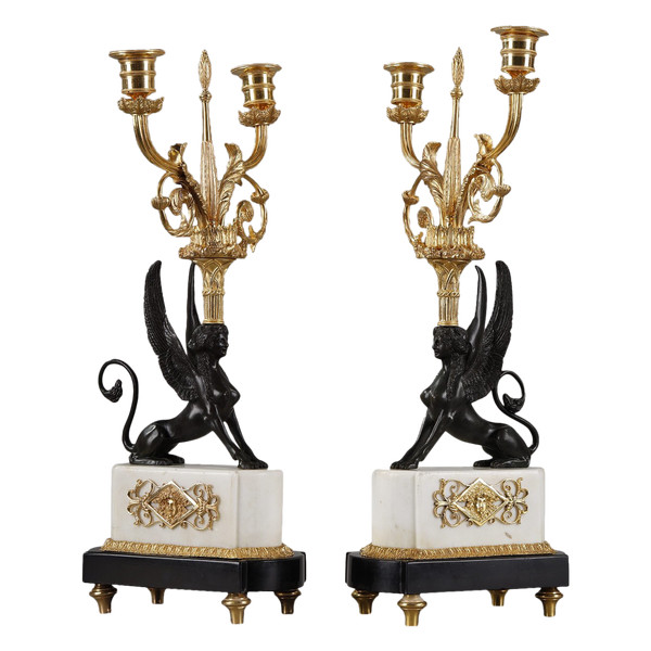 Pair of bronze and marble candelabras called "Aux Sphinges", Directoire period