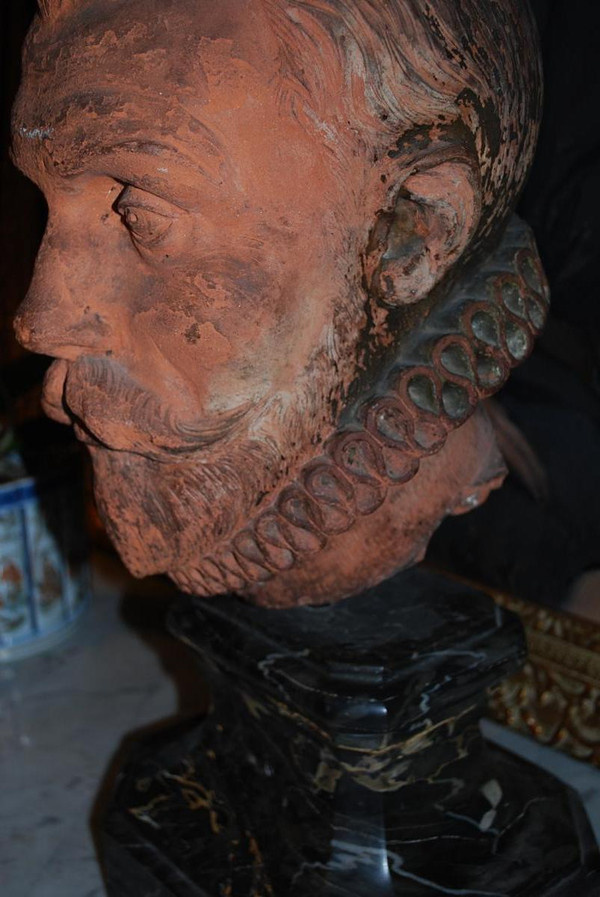 Busto in terracotta del XVII secolo, probabilmente l'ammiraglio De Coligny