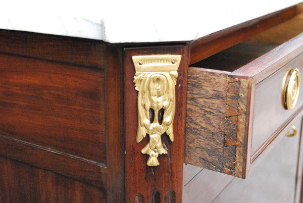 Secretaire in mogano, periodo Luigi XVI, timbrato con Vassou