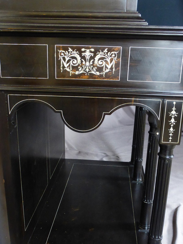 Buffet formante un mobile in ebano, periodo Napoleone III