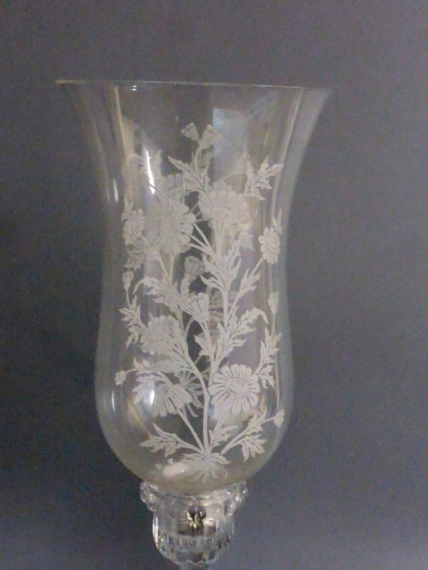 Engraved crystal tealight holder