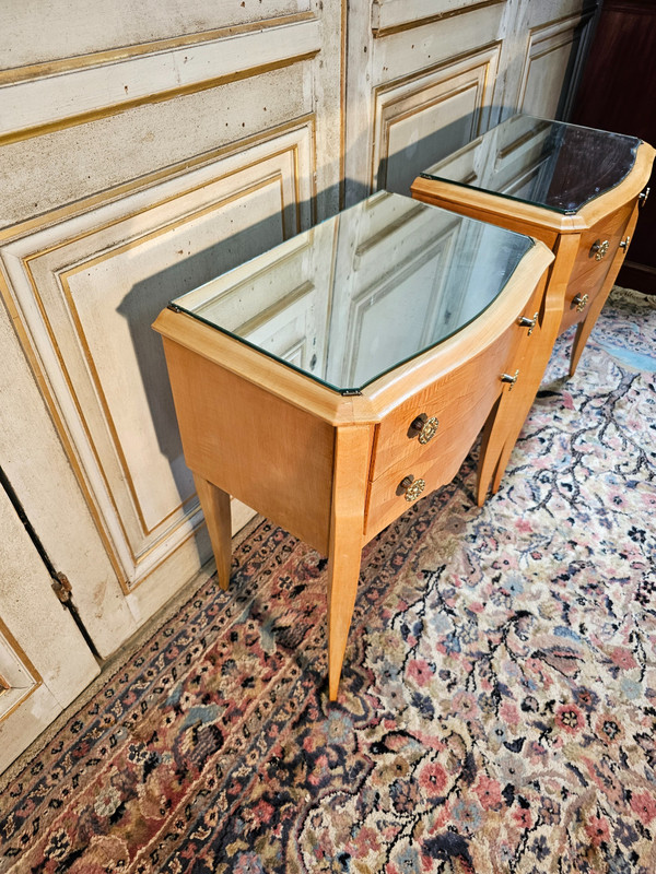 Coppia di comodini in stile art deco in sicomoro 1930-1940