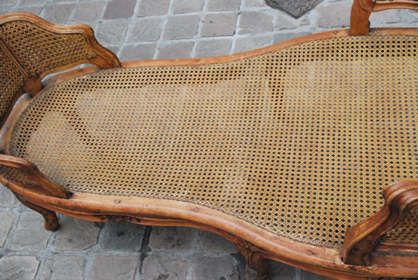 Belle Chaise Longue En Bois Naturel D époque Louis XV .xviii