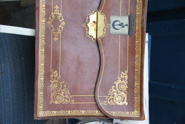 Wichtige Lederbrieftasche im XVIII-Stil
