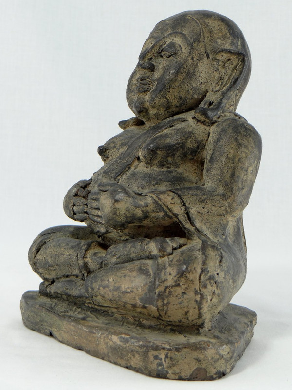 China Um 1900 oder früher, Putai oder Opulenter Buddha aus Terrakotta.
