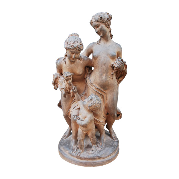 Donne originali in terracotta in stile antico