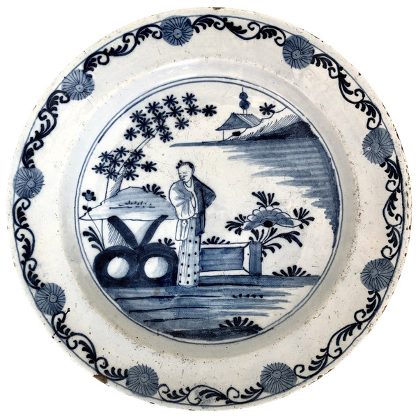 Delft, 18th century, Earthenware dish, Chinese décor in Camaïeu de Bleu.