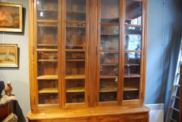 Bella libreria in noce di epoca Luigi XVI Fine XVIII secolo