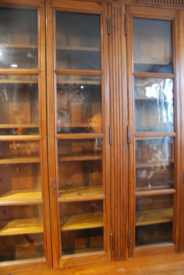 Bella libreria in noce di epoca Luigi XVI Fine XVIII secolo