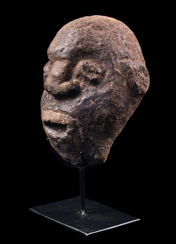 Ritual stone, oceanic art, tribal art, Papua New Guinea, sculpture, primitive art