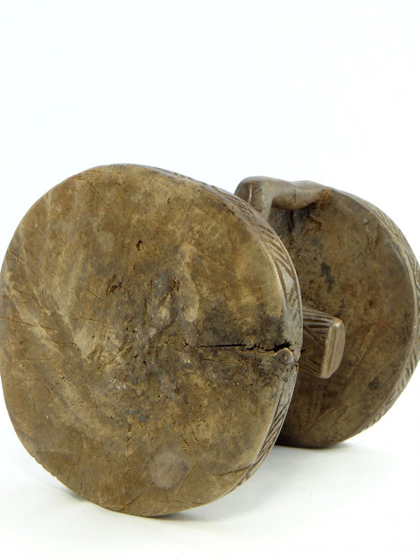 Rep. Dem. Du Congo, popolo Luba/Hemba, Figura femminile scolpita in legno con sede a cariatide.