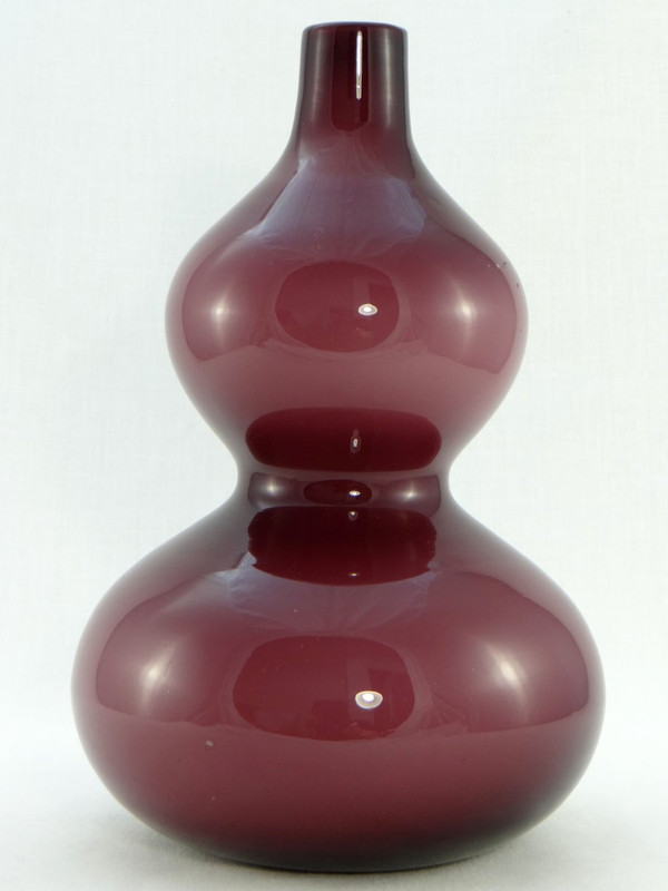 Dänemark, 1960er Jahre, Holmegaard Manufaktur, Vase Aus Geblasenem Glas Doppelschichtig.
