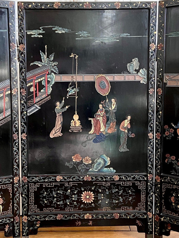 China, First Third of the 20th Century, Important Lacquer Triptych Screen.