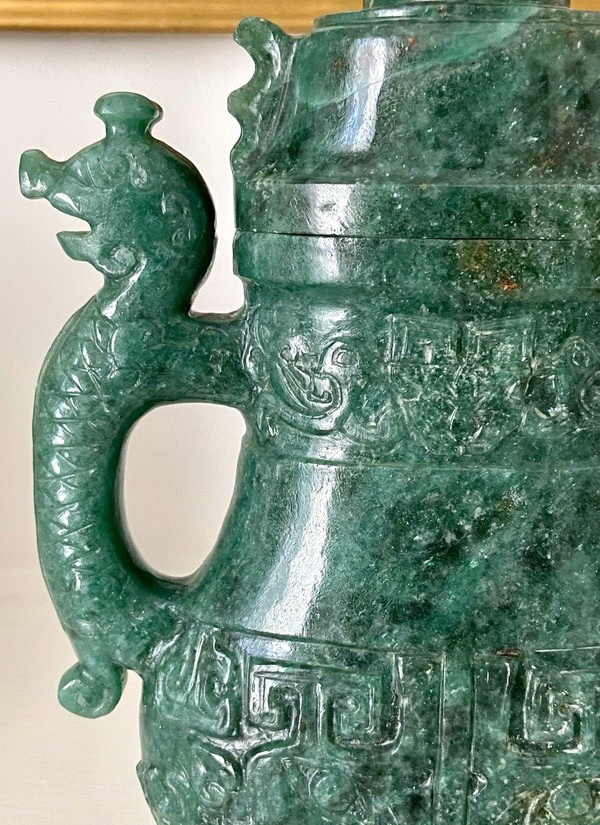 Chine, Années 1950/1960, Pot Couvert En Pierre Dure Dans Le Style Archaïque.