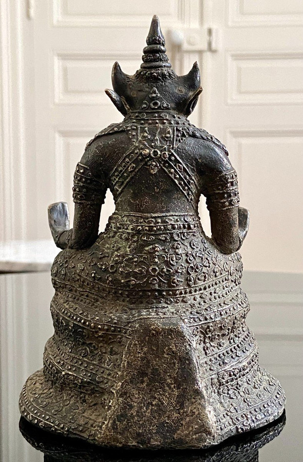 Thailand, 1. Drittel des 20. Jahrhunderts, Silber-Bronze-Statuette, Stierkopf-Göttlichkeit.