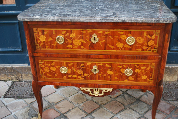 Elégante Commode En Marqueterie De Fleurs D époque Transition XVIII