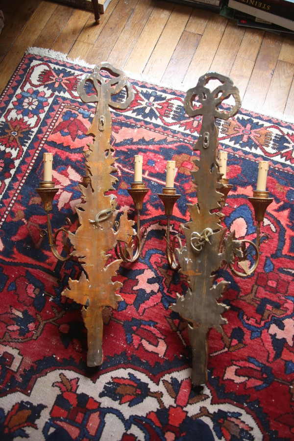 Paire d'appliques En Bois Doré De Style Louis XVI