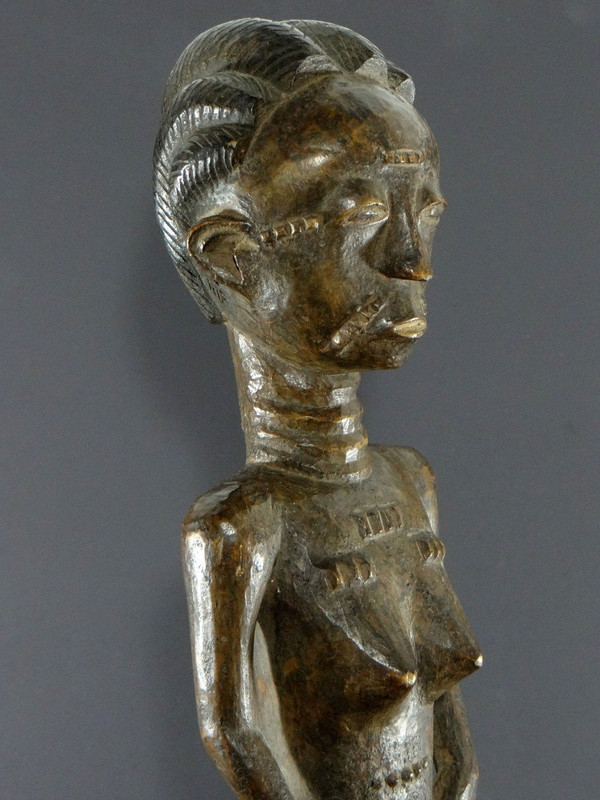 Costa d'Avorio, popolo Baoulé, circa 1950, statua femminile Baoulé o Abron.