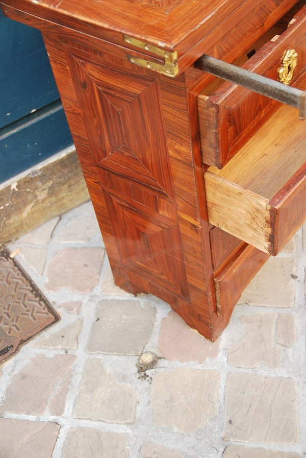 Louis XIV Violette Holzwechslermöbel