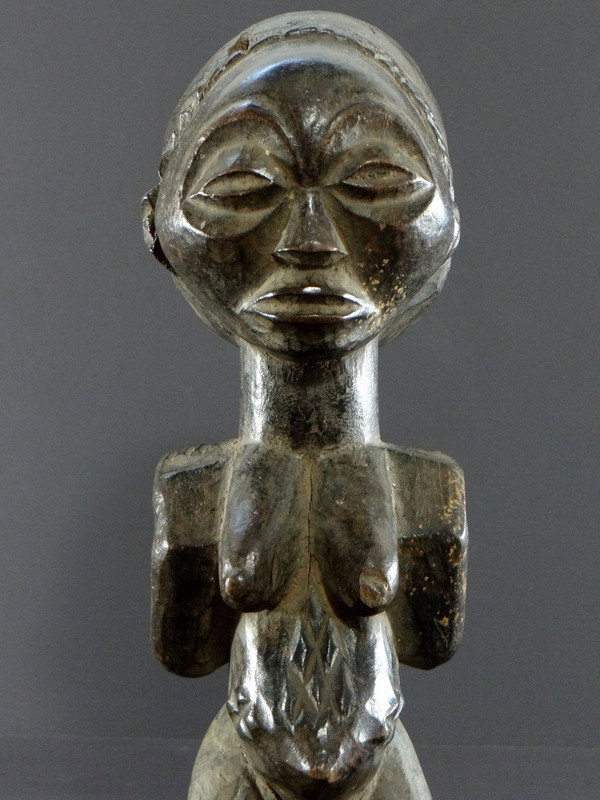 Hemba-Leute, Rep. Dem. Aus dem Kongo, erste Hälfte des 20. Jahrhunderts, weibliche Figurenskulptur